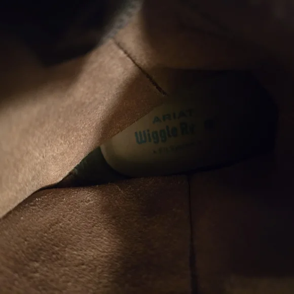 Ariat Rambler Boys boots size 5 - Picture 4 of 5